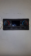 Load image into Gallery viewer, FRONT TEMPERATURE CONTROLS Rainier Trailblazer Trailblazer Ext 05-06 - MM2108299