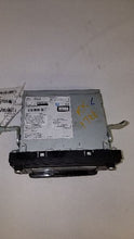 Load image into Gallery viewer, RADIO Toyota Tacoma 2016 16 2017 17 2018 18 - MM2132513