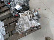 Load image into Gallery viewer, Transmission Hyundai Santa Fe 2014 - MM2140938