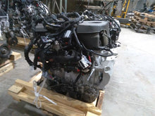 Load image into Gallery viewer, Engine Motor Chevrolet Equinox 2018 - MM2155211