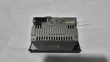 Load image into Gallery viewer, Radio Subaru Legacy 2005 05 AM FM 6 disc cd - MM2192336