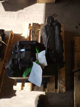 Load image into Gallery viewer, TRANSMISSION Deville Eldorado Seville Nova 96-99 FWD VIN 9 - MM2204310