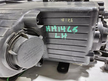 Load image into Gallery viewer, HEADLIGHT LAMP ASSEMBLY Hyundai Santa Fe 13 14 15 16 Left - MM2213661