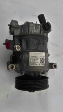 Load image into Gallery viewer, AC Compressor Volkswagen Golf 2019 - MM2215582