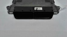 Load image into Gallery viewer, ECU ECM Computer Kia Sorento 2019 - MM2215931