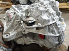 Load image into Gallery viewer, Transmission Toyota Camry 2017 - MM2222167
