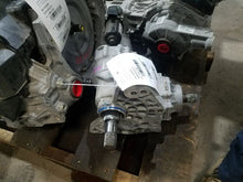 Load image into Gallery viewer, Transfer Case Cadillac XT5 2019 - MM2228082