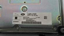 Load image into Gallery viewer, Radio Jaguar XE 2017 - MM2240928