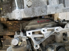 Load image into Gallery viewer, Transmission Cadillac XT4 2019 - MM2277053