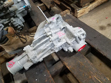 Load image into Gallery viewer, TRANSFER CASE - MM2283756