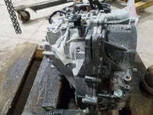 Load image into Gallery viewer, Transmission Kia Forte 2016 - MM2284469