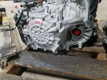 Load image into Gallery viewer, Transmission Kia Forte 2016 - MM2284469
