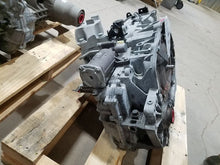Load image into Gallery viewer, Transmission Chevrolet Equinox 2018 - MM2298552