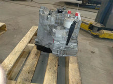 Load image into Gallery viewer, TRANSMISSION Volkswagen Jetta Rabbit 07 08 09 10 11 12 13 14 - MM2368685