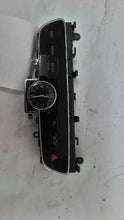 Load image into Gallery viewer, Radio MERCEDES C-CLASS 2019 - MM2380174