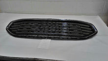 Load image into Gallery viewer, Grille Ford Fusion 2014 - MM2385161