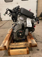 Load image into Gallery viewer, Engine Motor Chevrolet Malibu 2017 - MM2385598