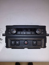 Load image into Gallery viewer, Temperature Controls Nissan Titan 2021 - MM2399599