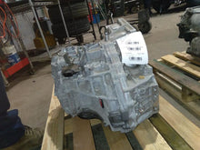 Load image into Gallery viewer, Transmission RAV4 2016 - MM2413453