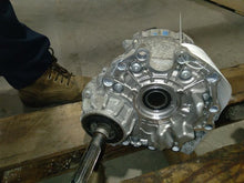 Load image into Gallery viewer, Transfer Case MERCEDES E-CLASS 2018 - MM2457164