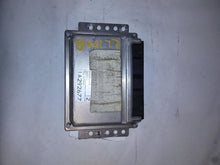 Load image into Gallery viewer, ECU ECM COMPUTER LAND ROVER DISCOVERY 99 00 01 02 03 04 - MM2464639