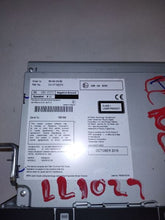 Load image into Gallery viewer, Radio Toyota Tacoma 2017 - MM2464807