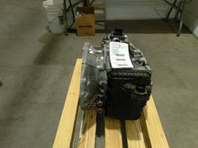 Load image into Gallery viewer, Transmission Chrysler Pacifica 2017 - MM2468414
