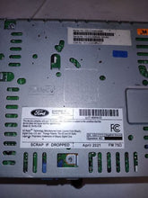 Load image into Gallery viewer, Radio EXPEDITION 2021 - MM2471672