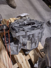 Load image into Gallery viewer, Transfer Case G90 2017 - MM2481263