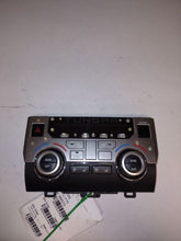 Load image into Gallery viewer, Temperature Controls Toyota Tundra 2014 - MM2504912