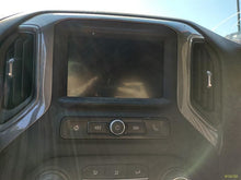 Load image into Gallery viewer, Radio SILVERADO 1500 PICKUP 2020 - MM2505020