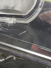 Load image into Gallery viewer, Headlight Lamp Assembly BMW 740E 2018 - MM2509395
