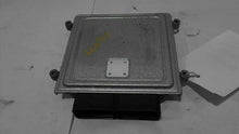 Load image into Gallery viewer, ECU ECM Computer Hyundai Santa Fe 2018 - MM2530067