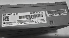 Load image into Gallery viewer, RADIO RECEIVER A4 A5 A6 Q3 Q5 Q7 RS5 S5 S6 Touareg 2009-2017 - MM2533397