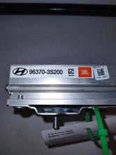 Load image into Gallery viewer, AMPLIFIER Hyundai Sonata Sonata Hybrid 11 12 13 14 15 - MM2533867