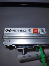 Load image into Gallery viewer, AMPLIFIER Hyundai Sonata Sonata Hybrid 11 12 13 14 15 - MM2533867