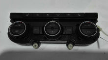 Load image into Gallery viewer, Temperature Controls Volkswagen Passat 2018 - MM2535530