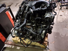 Load image into Gallery viewer, Engine Motor Toyota Tacoma 2017 - MM2553257