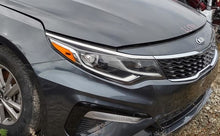 Load image into Gallery viewer, Headlight Lamp Assembly Isuzu Optima 2020 - MM2556641