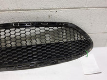 Load image into Gallery viewer, Grille Ford Fiesta 2019 - MM2561836