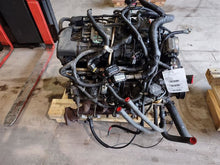 Load image into Gallery viewer, Engine Motor ESCALADE ESV 2011 - MM2565347