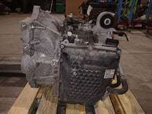 Load image into Gallery viewer, Transmission RAV4 2019 - MM2568723
