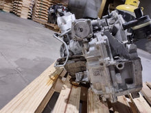 Load image into Gallery viewer, Transmission Chevrolet Equinox 2018 - MM2568798