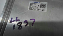 Load image into Gallery viewer, ECU ECM Computer Hyundai Venue 2020 - MM2568849