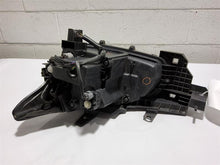 Load image into Gallery viewer, HEADLIGHT LAMP ASSEMBLY - MM2577096