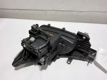 Load image into Gallery viewer, HEADLIGHT LAMP ASSEMBLY - MM2577096