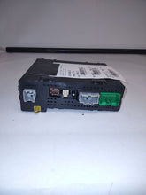 Load image into Gallery viewer, Radio ESCALADE ESV 2020 - MM2583124