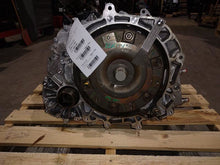 Load image into Gallery viewer, Transmission E-PACE 2020 - MM2595246
