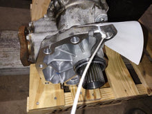 Load image into Gallery viewer, TRANSFER CASE QX60 Murano Murano Cross Cabriolet Pathfinder 13-17 - MM2596787