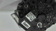 Load image into Gallery viewer, Alternator Volkswagen Tiguan 2020 - MM2597384